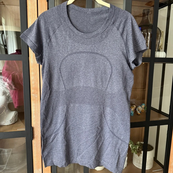 Lululemon Swiftly Tech Tee short sleeve running contrasting marled size 8 navy - Picture 1 of 7